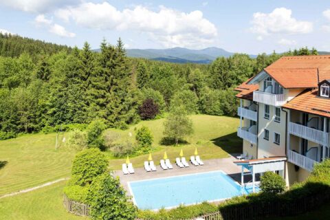 Hotel Ahornhof outdoor Pool