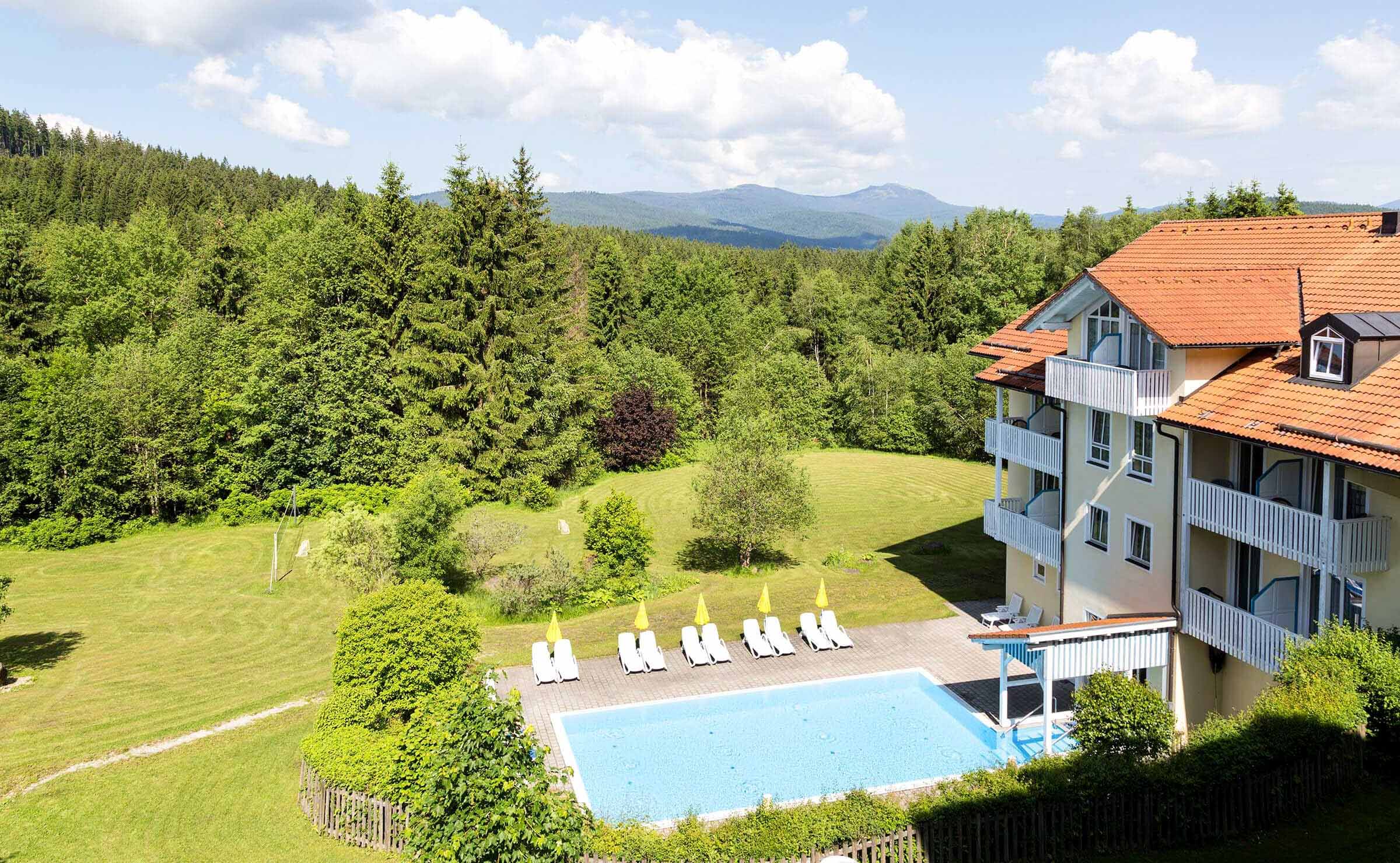 Hotel Ahornhof outdoor Pool