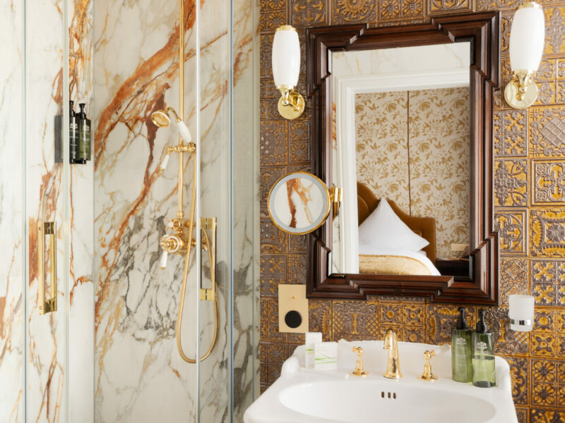 Schlosszimmer Ocker 237 1
