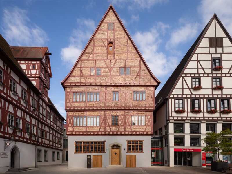 Hotel Krone Oettingen Aussenansicht (2)