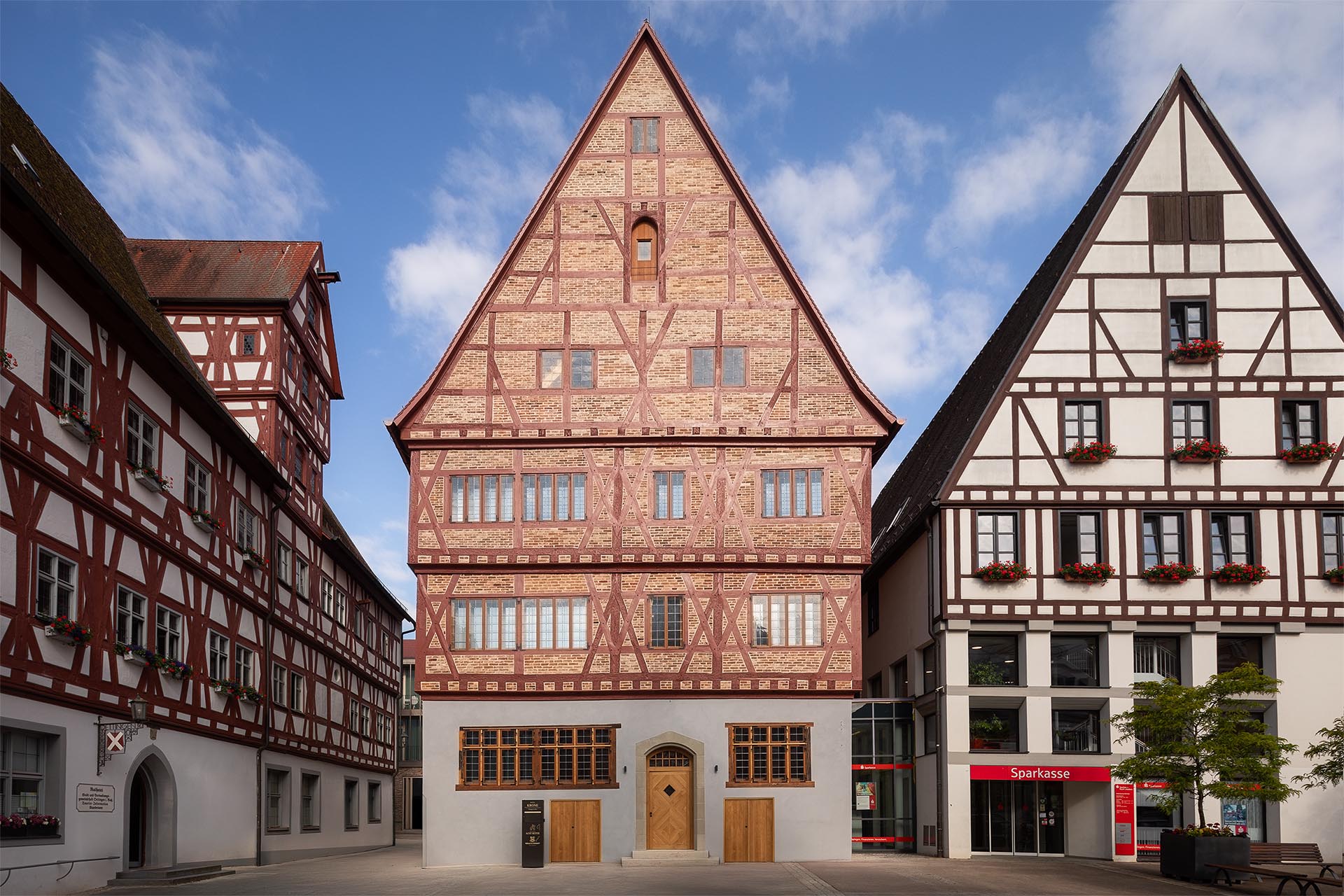 Hotel Krone Oettingen Aussenansicht (2)